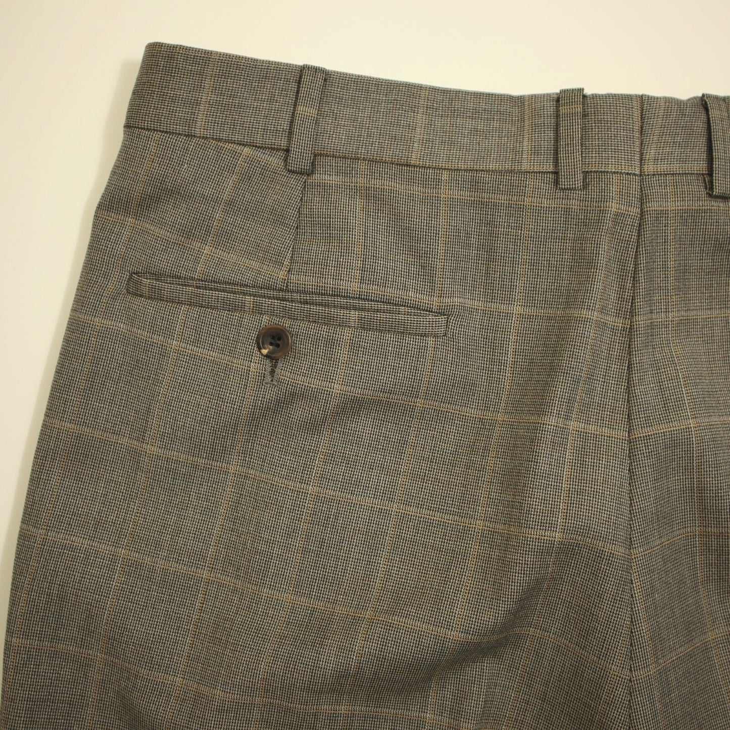 Tailored Samuelsohn 2 Piece Suit 42R Gray Windowpane Super 120s Wool Double Vent