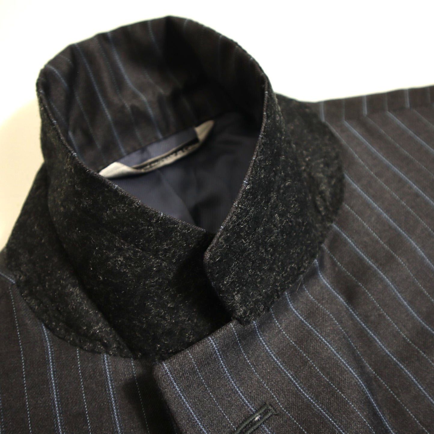 Samuelsohn 2 Piece Suit 44R Charcoal Pinstripe Como Full Canvas Super 120's Wool