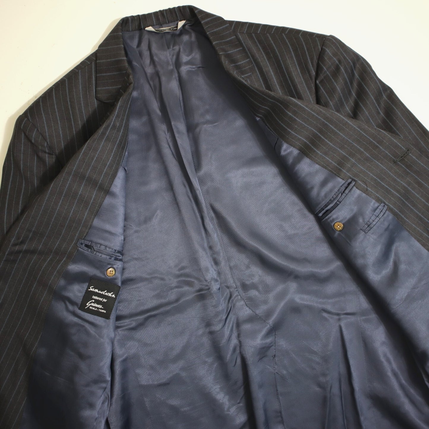 Samuelsohn 2 Piece Suit 44R Charcoal Pinstripe Como Full Canvas Super 120's Wool