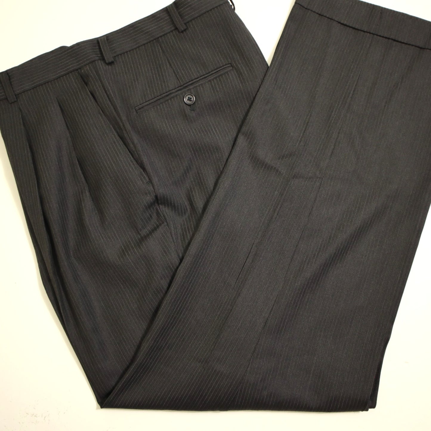 Hickey Freeman 2 Piece Suit 44L Black Loro Piana Tasmania Wool Super 120s Canterbury
