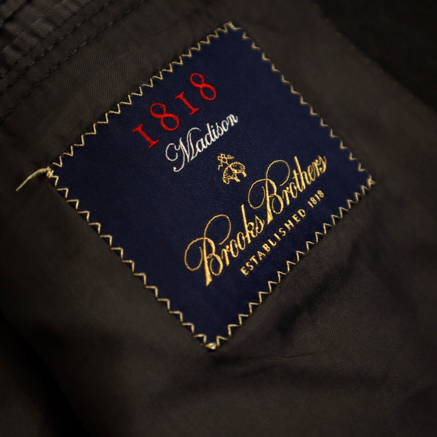 Brooks Brothers Madison X Saxxon 2 Piece Suit 44L Charcoal Tonal Striped Herringbone Pleated