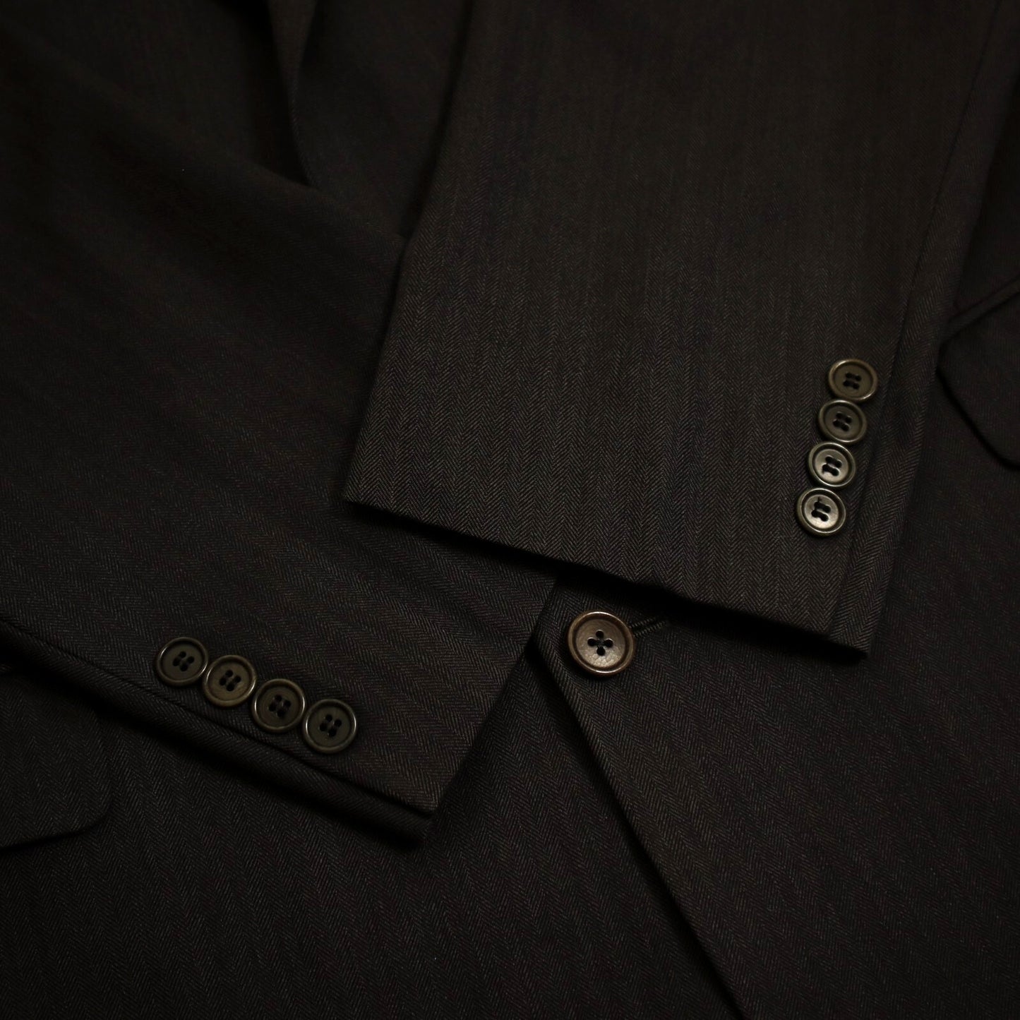 Brooks Brothers Madison X Saxxon 2 Piece Suit 44L Charcoal Tonal Striped Herringbone Pleated