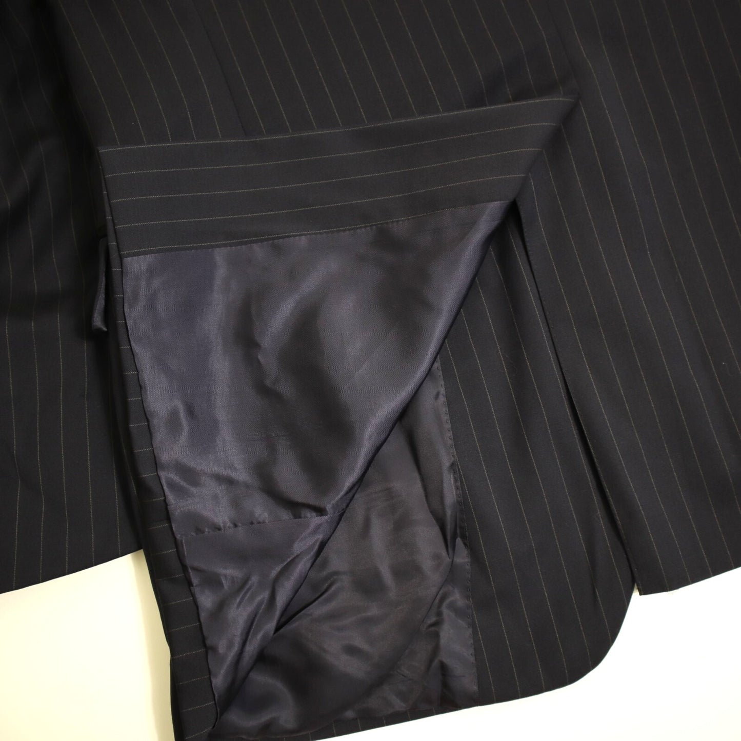 Brooks Brothers 1818 Madison X Estrato 2 Piece Suit 42L Navy Pinstripe Makers